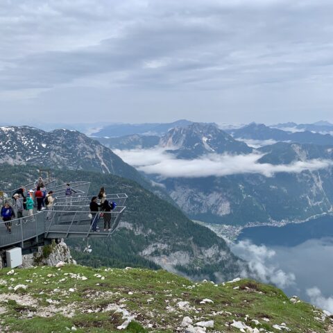 Dachstein – vyhlídka Pět prstů, Ledová a Mamutí jeskyně + městečko Hallstatt